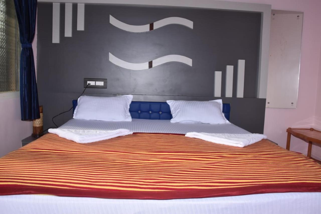 Coconut Homestay 함피 외부 사진