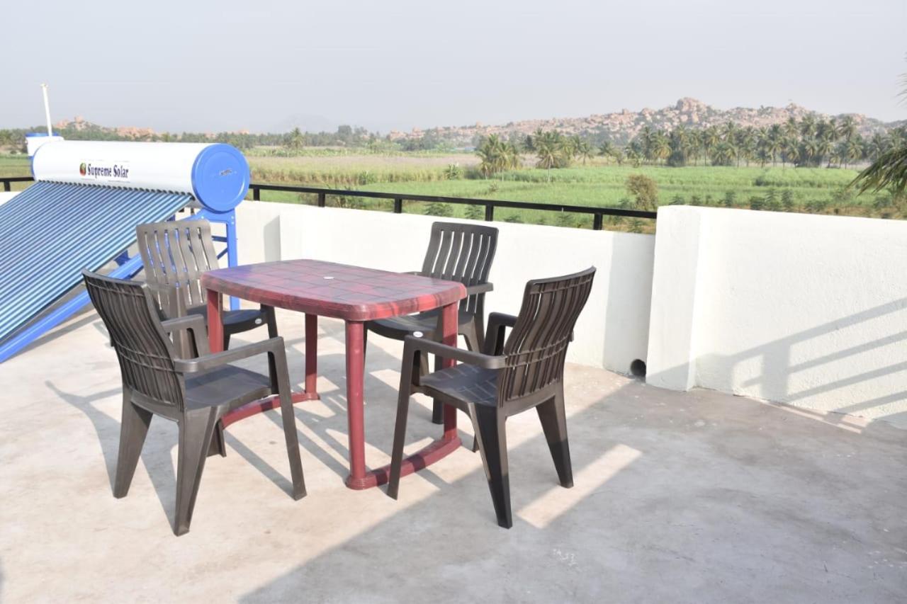 Coconut Homestay 함피 외부 사진