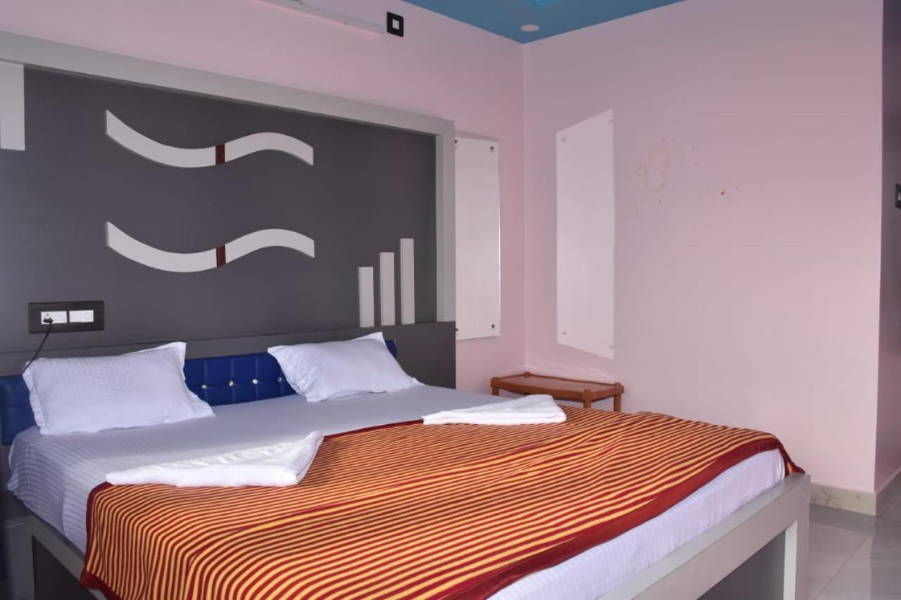 Coconut Homestay 함피 외부 사진