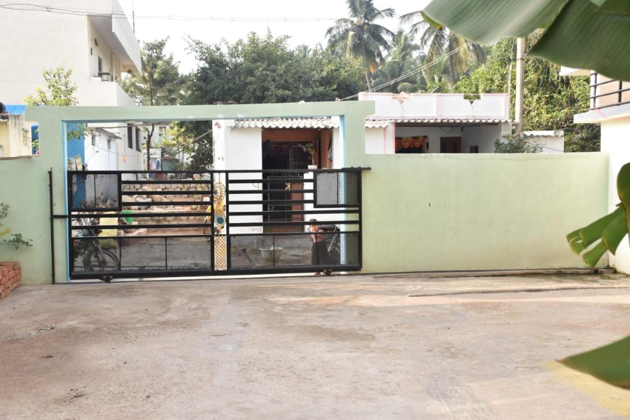 Coconut Homestay 함피 외부 사진
